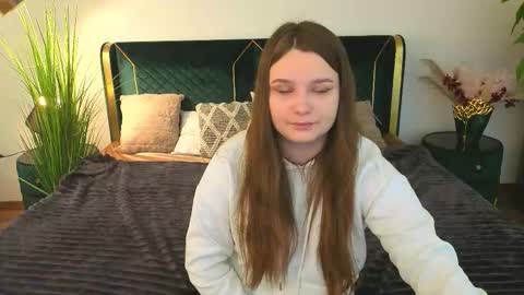 Emily online show from March 25, 7:44 am