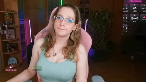 Nicole online show from June 9, 1:38 am
