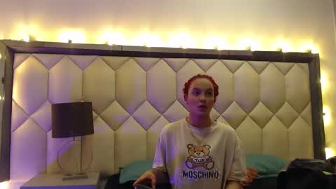 Maia  online show from February 9, 2:40 pm