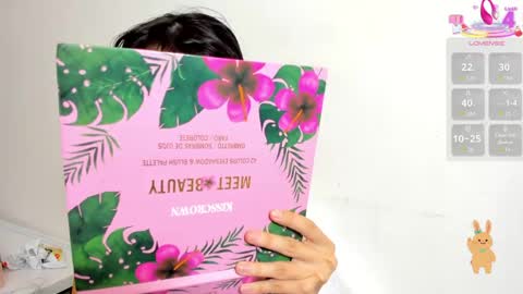 maibys online show from April 24, 4:04 am