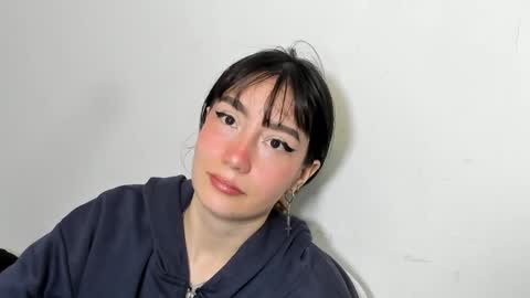 maibys online show from April 25, 4:26 am