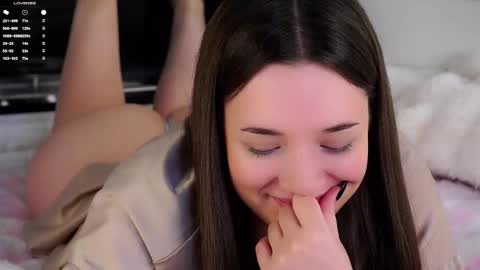 Lucy online show from October 8, 2:49 am