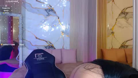 Maile online show from April 25, 3:42 am