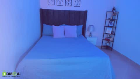 Maite online show from March 28, 2:00 am