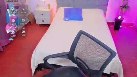 MAITE STONE1 online show from January 15, 3:56 am