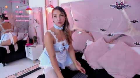 maiyajoness online show from October 18, 4:26 am