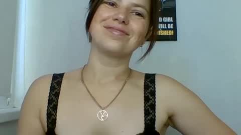 make_mesmile online show from June 20, 6:39 am