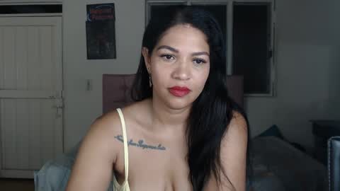 MAKENNAA online show from April 23, 10:34 am