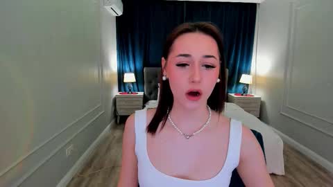 makeyouehappy online show from January 16, 7:32 pm