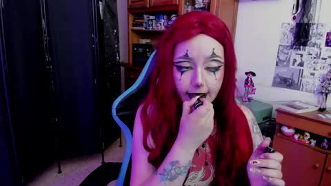  petite clown online show from June 2, 9:27 pm