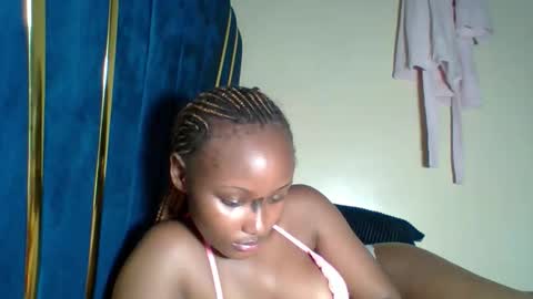 Eva online show from April 26, 6:38 pm