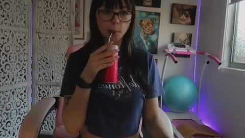 MakiyahBelle online show from July 3, 6:19 am