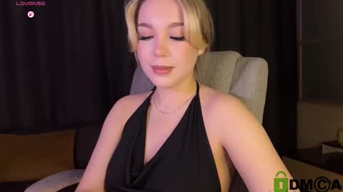 maksisisia online show from March 13, 6:53 pm