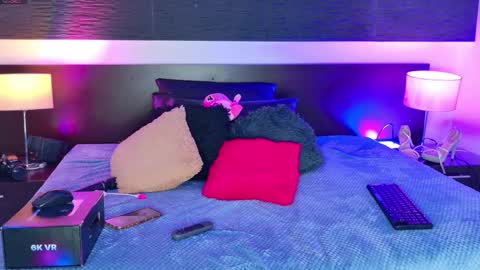   online show from September 26, 12:58 pm