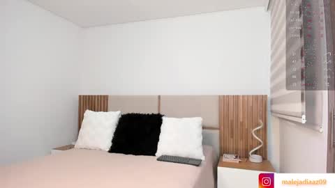 Maleja Diaz online show from April 23, 6:54 pm