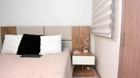 Maleja Diaz online show from April 15, 7:58 pm