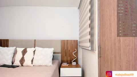 Maleja Diaz online show from April 25, 1:41 pm