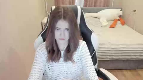 Malia online show from December 20, 7:55 am