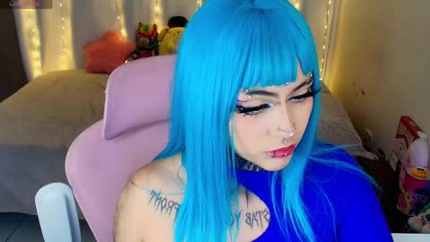 maliciaxpoison online show from June 5, 5:33 am