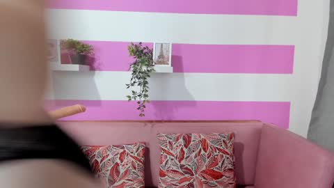 Snapshot of malka_burning chatting on January 30, 10:19 pm Malka online show from January 30, 10:19 pm