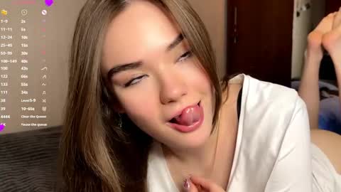 Jinny online show from April 26, 4:16 pm