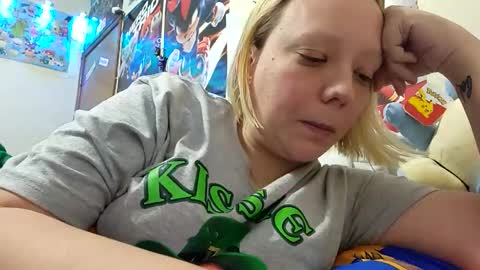 mama_1020 online show from March 12, 7:38 pm