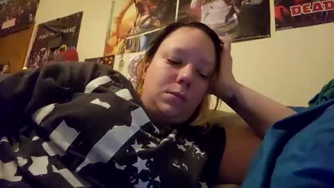 mama_1020 online show from December 19, 7:51 am