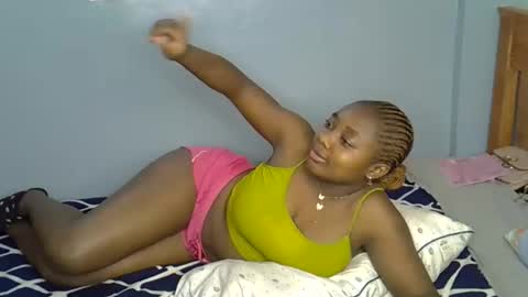 mama_pussie online show from December 5, 11:44 am