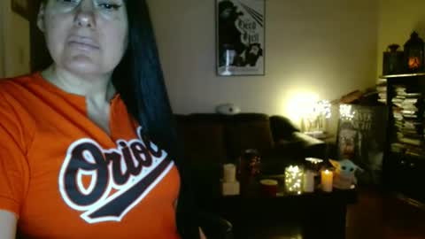 mandaloriangirlsfight online show from March 5, 8:37 pm