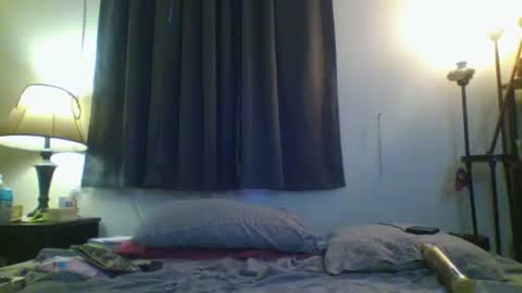 Snapshot of mandilube39 chatting on October 6, 8:35 pm mindy22 online show from October 6, 8:35 pm