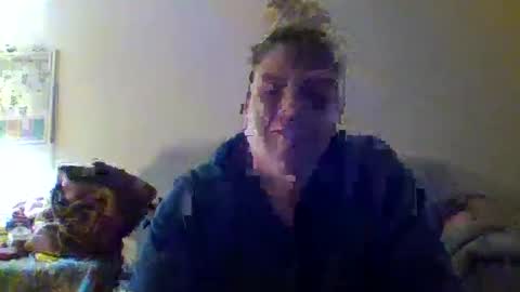 Snapshot of mandilube39 chatting on January 10, 5:37 am mindy22 online show from January 10, 5:37 am