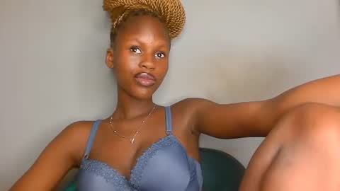 mandymia online show from April 26, 1:42 pm