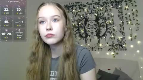 Snapshot of mandymilson chatting on October 14, 3:14 pm Mandy online show from October 14, 3:14 pm