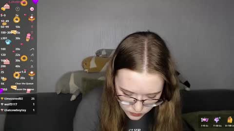 Snapshot of mandymilson chatting on February 26, 9:07 pm Mandy online show from February 26, 9:07 pm