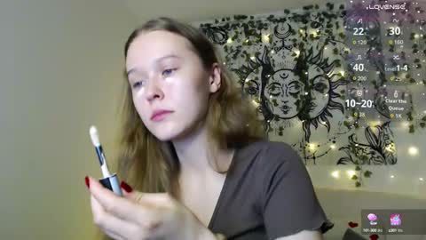 Snapshot of mandymilson chatting on October 5, 6:02 pm Mandy online show from October 5, 6:02 pm