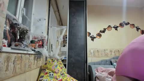 Mandy online show from October 6, 7:40 pm