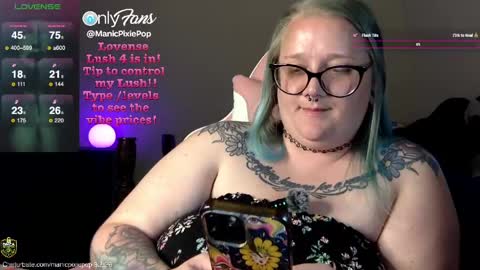 ManicPixiePop online show from May 6, 12:03 am