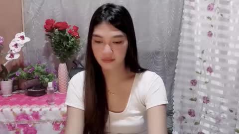 maniniyot69 online show from April 25, 4:15 pm