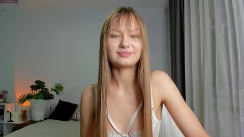 Snapshot of manita_misti chatting on October 29, 10:30 am Manita online show from October 29, 10:30 am