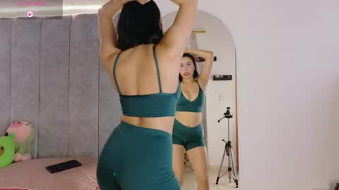 Manu  online show from April 25, 4:15 pm