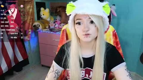 Manuela online show from January 15, 11:40 pm