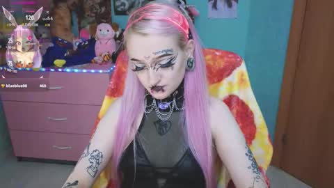 Manuela online show from October 8, 9:08 pm