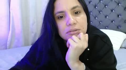 Snapshot of mara4sweet chatting on January 6, 1:20 am mara4sweet online show from January 6, 1:20 am