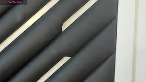 Mara  online show from April 22, 9:01 pm