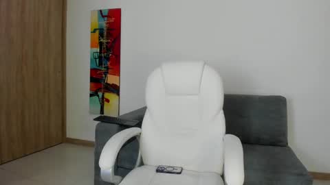 mara modelo independiente online show from January 15, 3:22 am