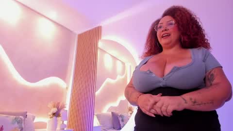 Mrs. Sweet online show from April 22, 2:52 am