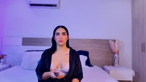 maragrief online show from April 21, 12:23 pm