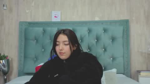 Snapshot of marcelaa_fox chatting on September 18, 9:02 pm Marcela online show from September 18, 9:02 pm