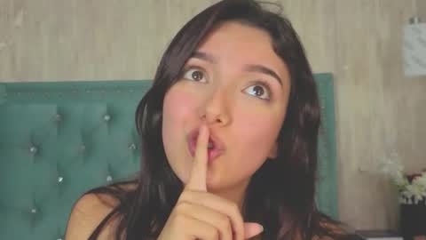 Snapshot of marcelaa_fox chatting on October 11, 12:48 am Marcela online show from October 11, 12:48 am