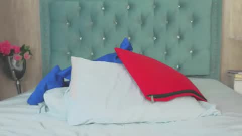 Snapshot of marcelaa_fox chatting on October 2, 7:52 pm Marcela online show from October 2, 7:52 pm